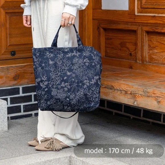 BTS Dalmajung 2WAY Bag Navy BRAND NEW - Picture 2 of 5